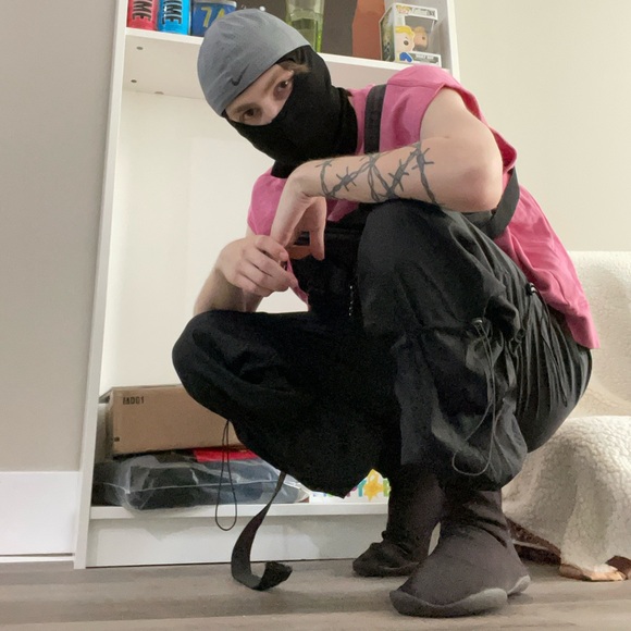 Meet your One-Stop Plug, Chuckie! 🔌💰 - Picture 7 of 10